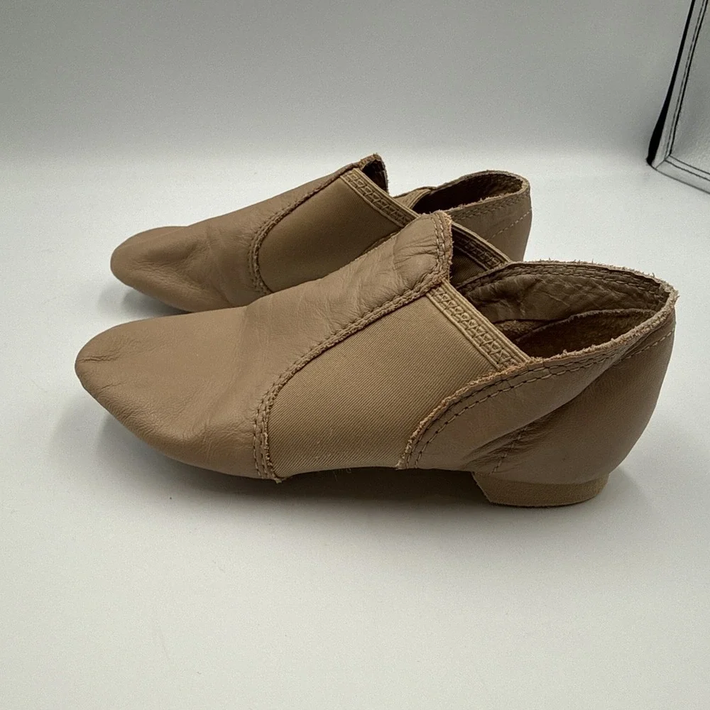 Jazz Shoes (size 13M)